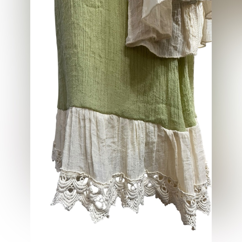 Paisley Vine Sage Green Bobo Top w/Lace - Size Medium - Picture 4 of 8
